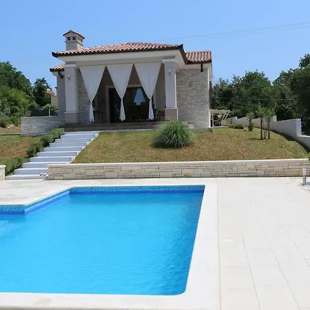Tara Villa