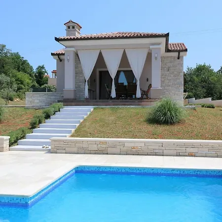 Tara Villa