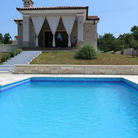 Tara Villa *